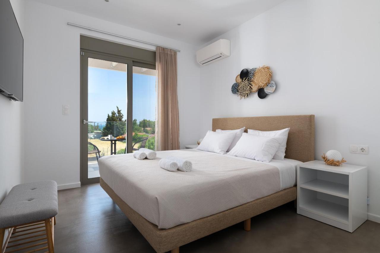 Harmony - 200 M From The Sea * Gennadi